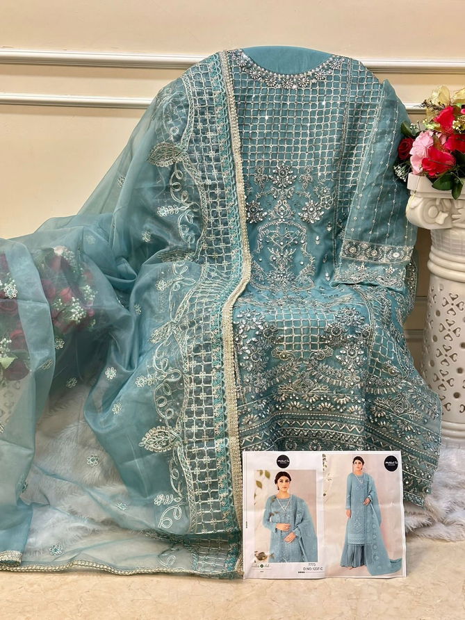 1237 A To D Mehboob Tex Organza Embroidery Pakistani Suits Wholesale Clothing Suppliers In India
